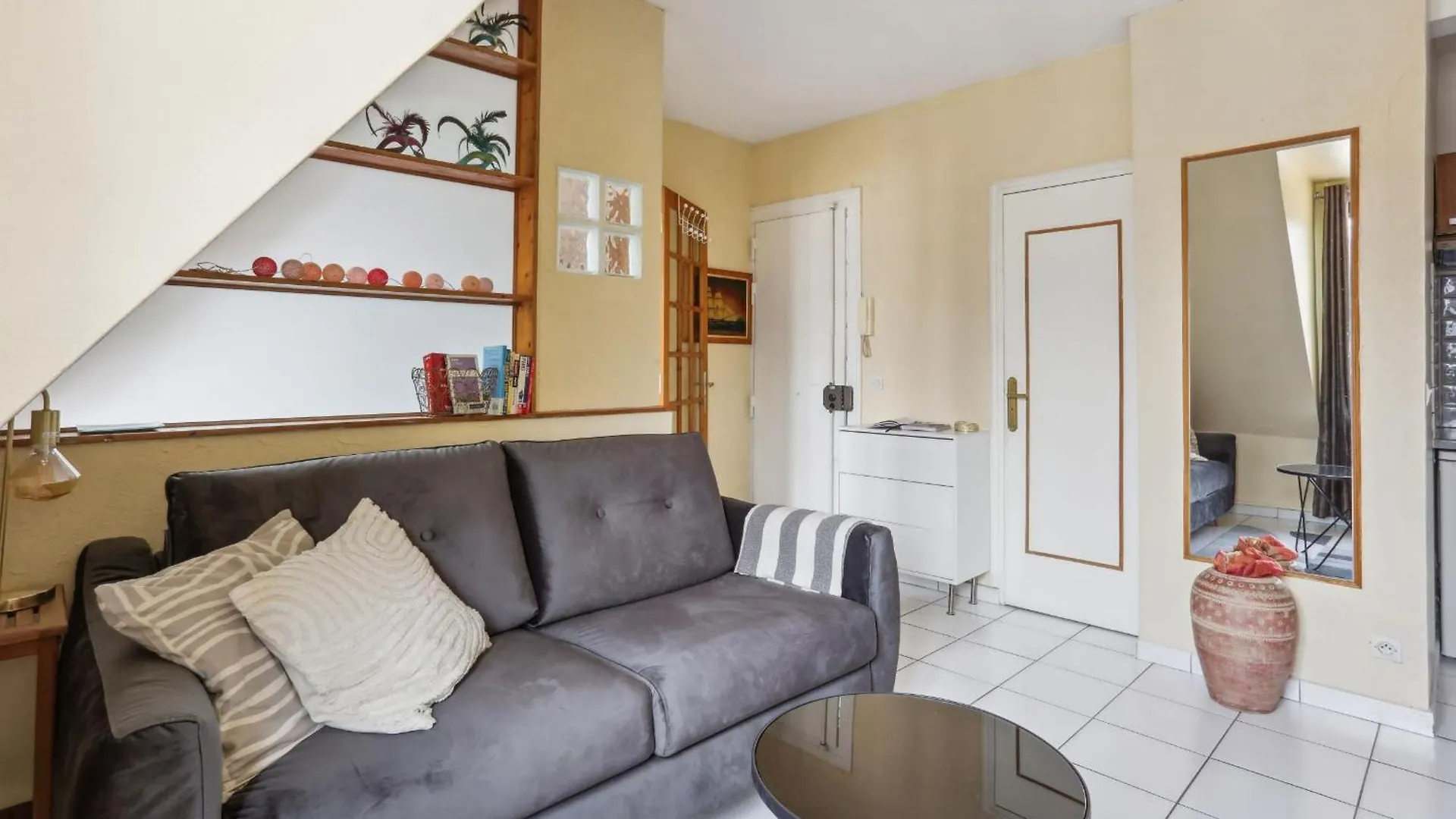 Eiffel Tower & Faubourg - 1br - Cityapartmentstay * Paris
