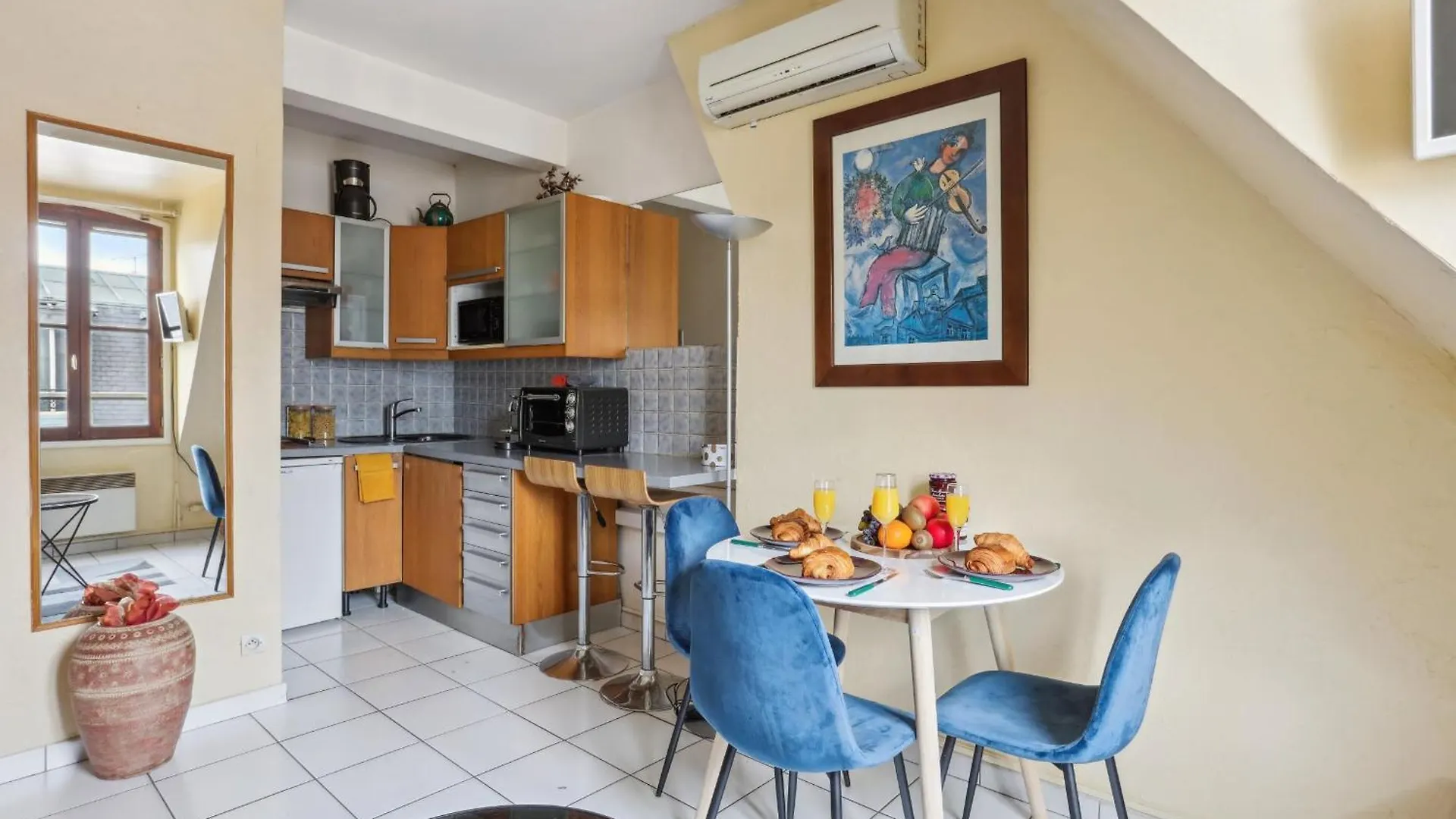 Apartment Eiffel Tower & Faubourg - 1br - Cityapartmentstay