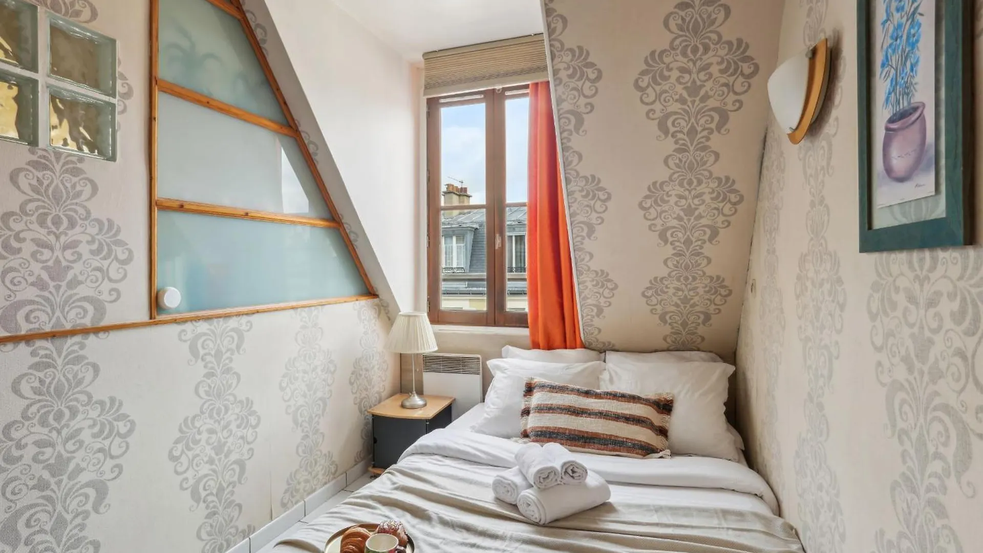 Eiffel Tower & Faubourg - 1br - Cityapartmentstay